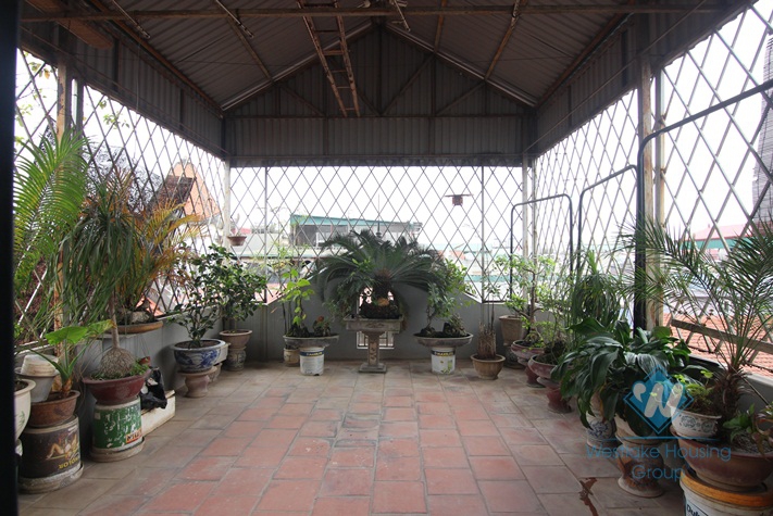 House for rent in Tay Ho with 05 bedrooms, 05 bathrooms.